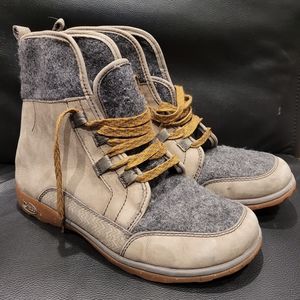 Chaco Womens Boot Nickel Gray Size 8.5